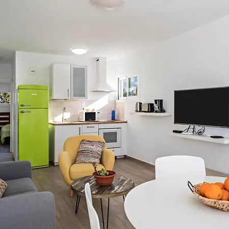 Apartment Sports And Sea 5 *